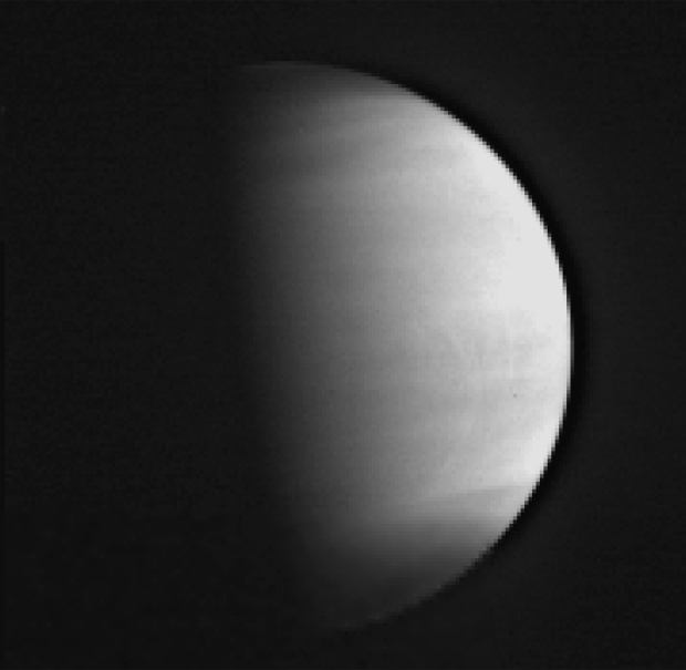 IR2カメラで撮影した金星（2015.12.11）（拡大）